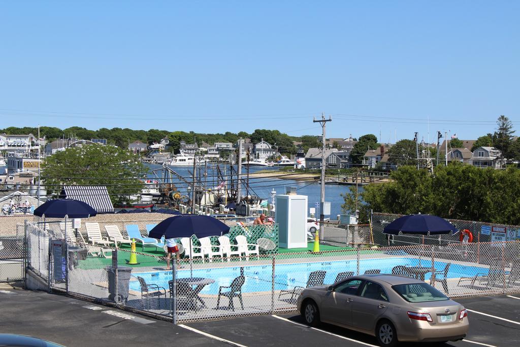 Hyannis Holiday Motel Eksteriør billede