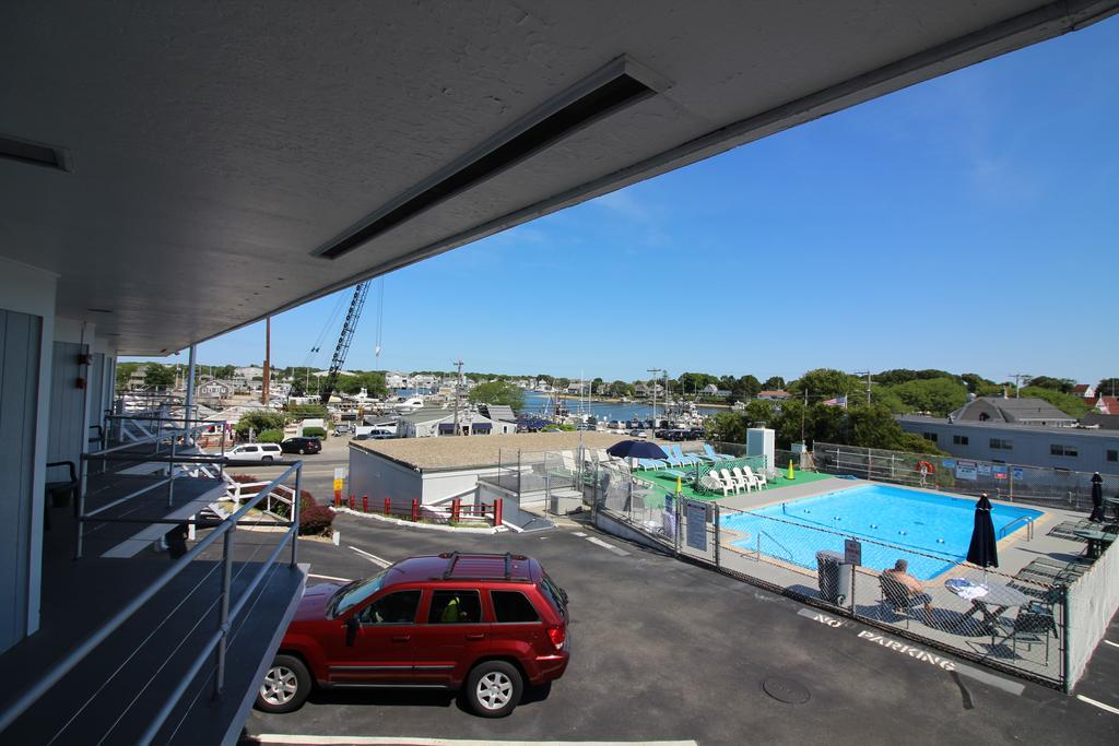 Hyannis Holiday Motel Eksteriør billede