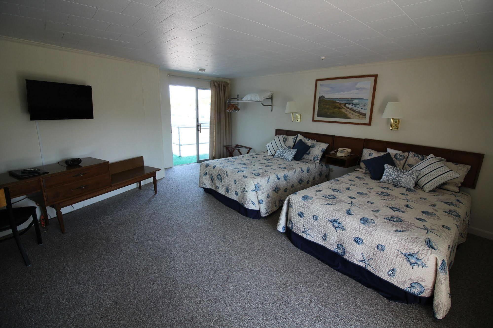 Hyannis Holiday Motel Eksteriør billede