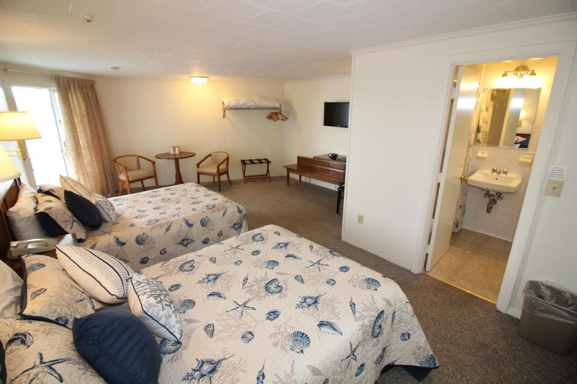 Hyannis Holiday Motel Eksteriør billede