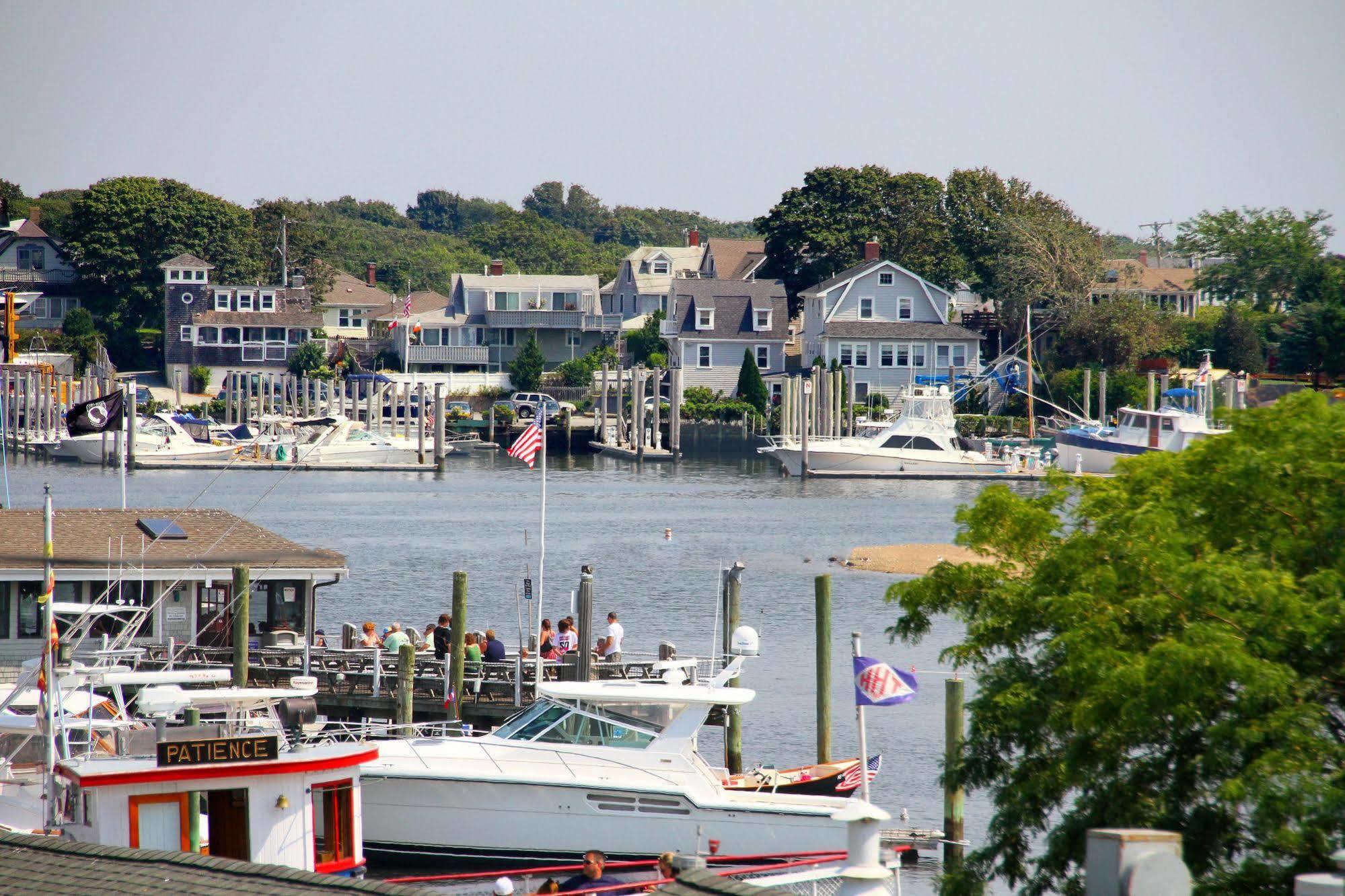 Hyannis Holiday Motel Eksteriør billede