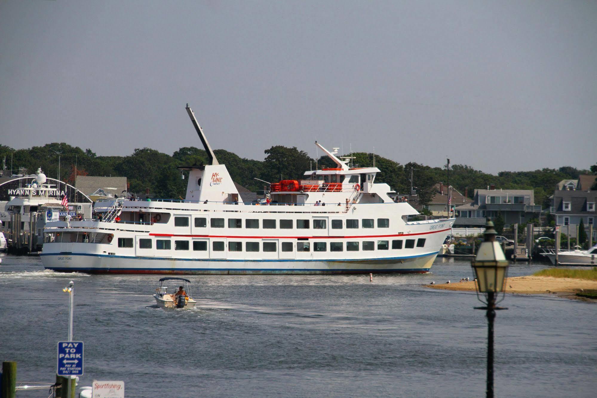 Hyannis Holiday Motel Eksteriør billede