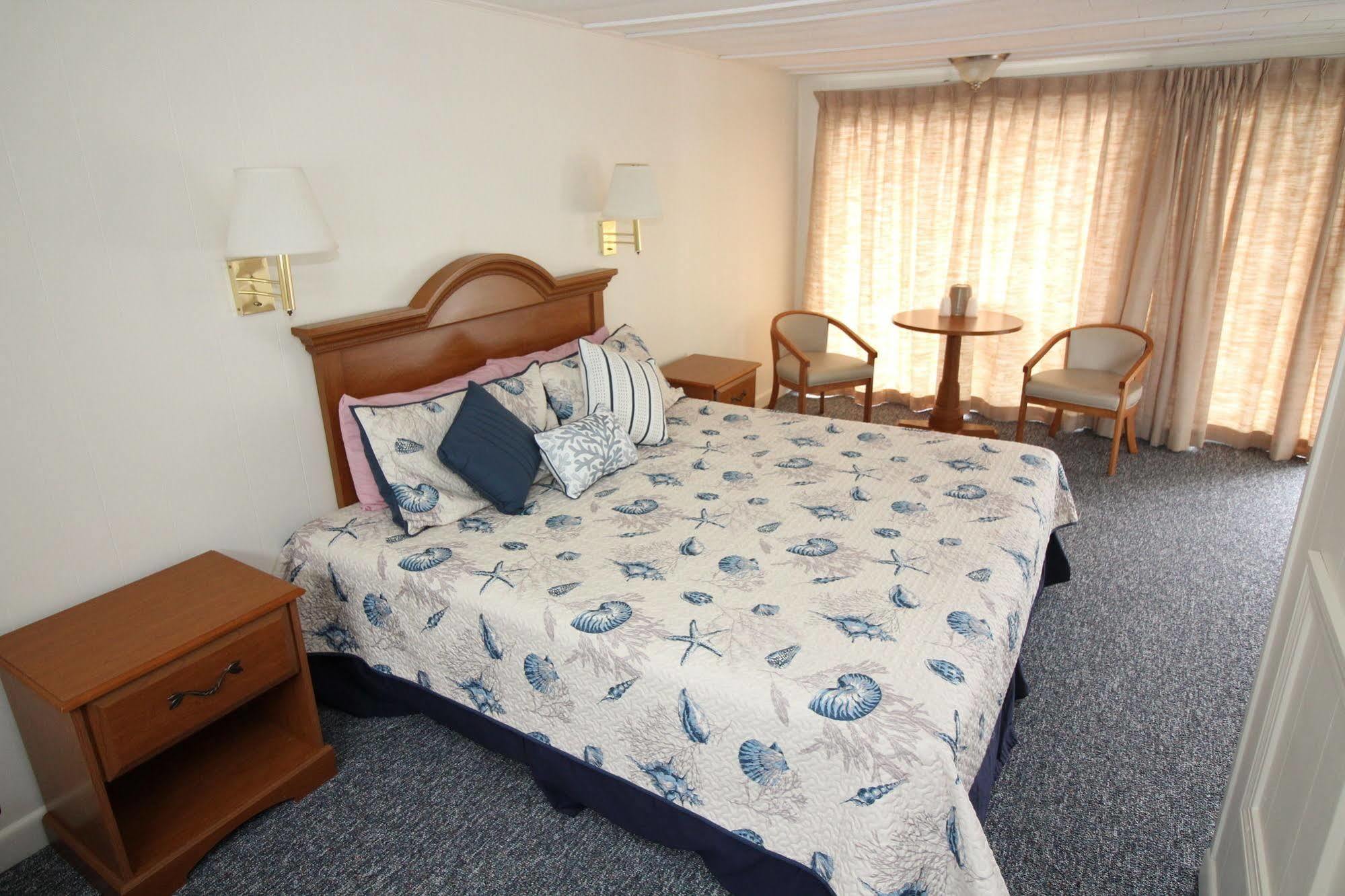 Hyannis Holiday Motel Eksteriør billede