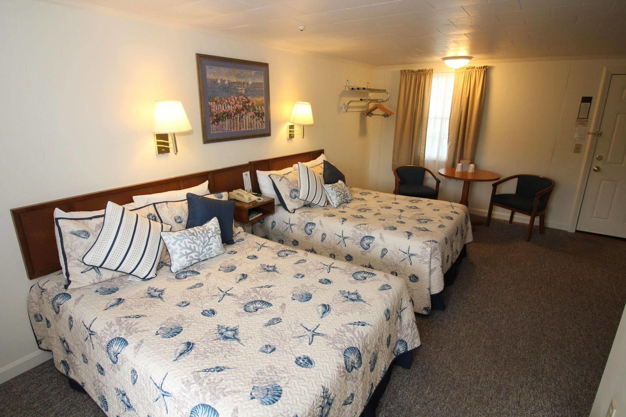 Hyannis Holiday Motel Eksteriør billede